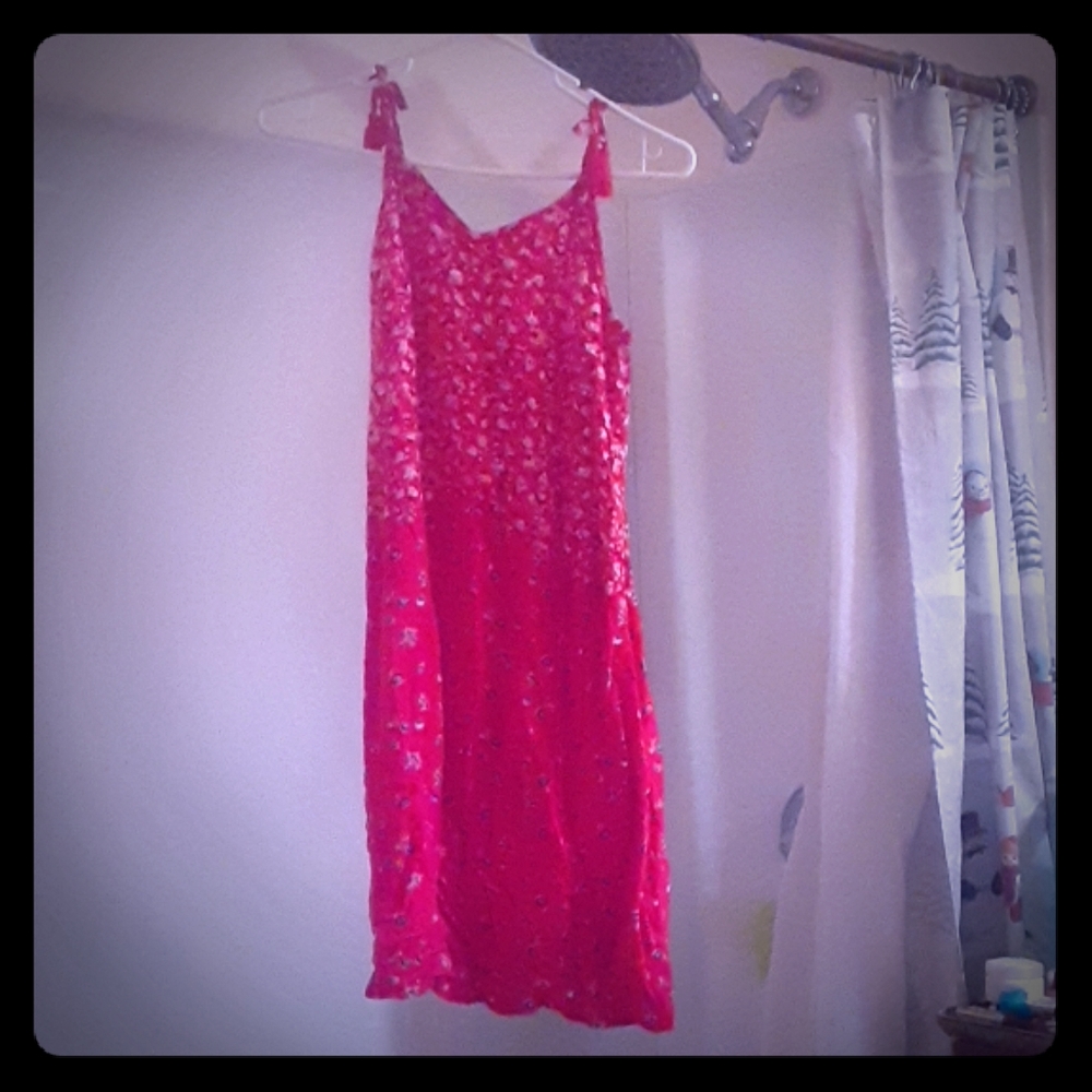 I'm selling a girl spaghetti strap summer dress